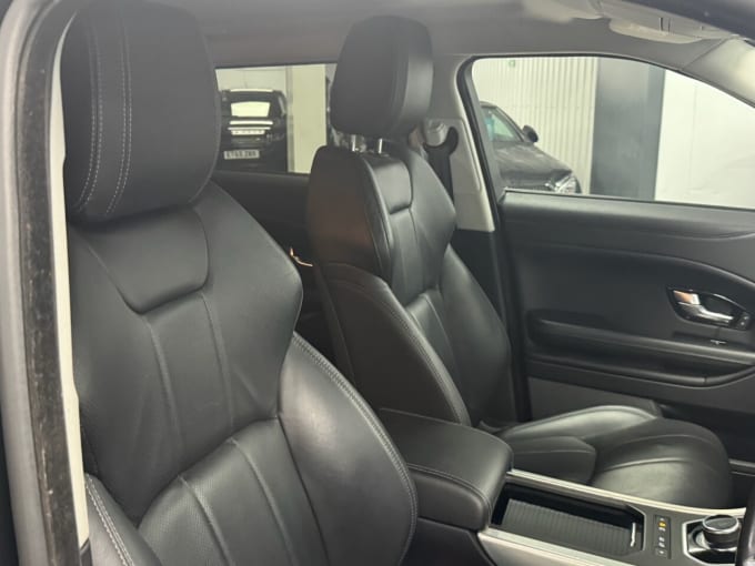 2025 Land Rover Range Rover Evoque