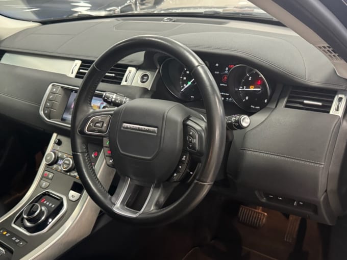 2025 Land Rover Range Rover Evoque