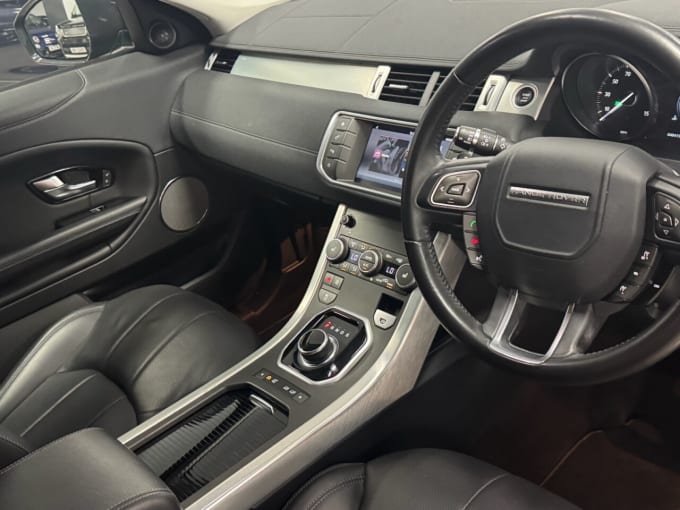 2025 Land Rover Range Rover Evoque