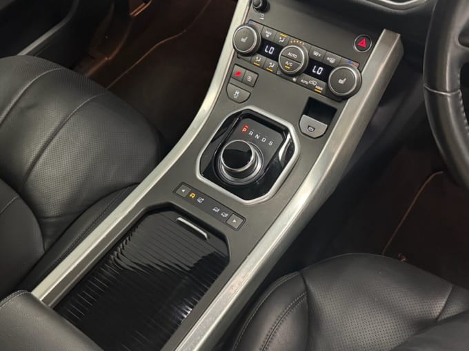 2025 Land Rover Range Rover Evoque