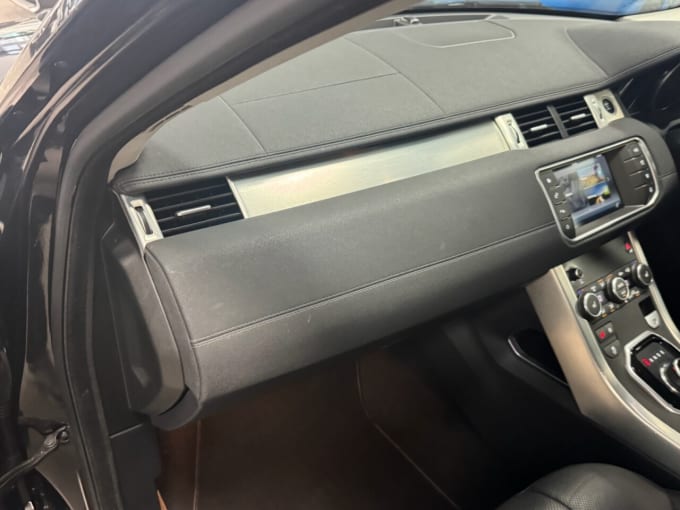 2025 Land Rover Range Rover Evoque