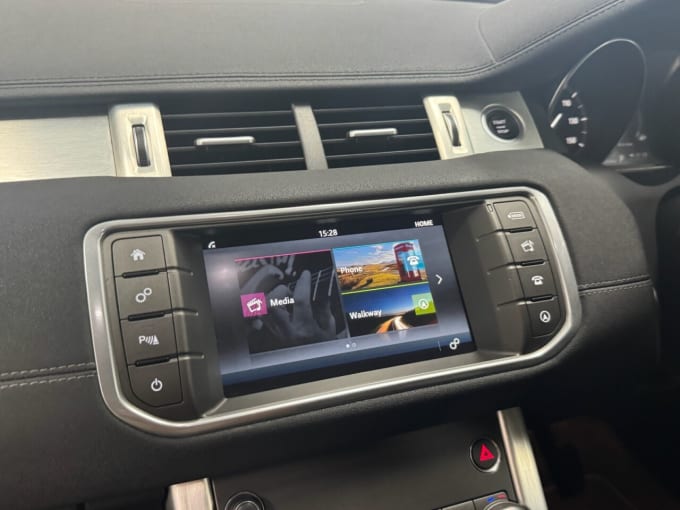 2025 Land Rover Range Rover Evoque