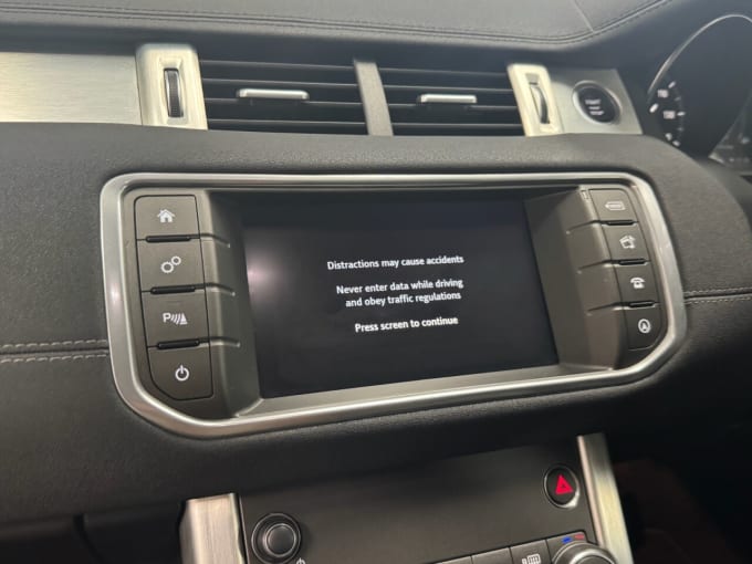 2025 Land Rover Range Rover Evoque
