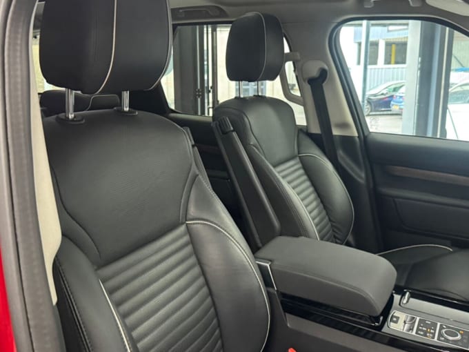 2025 Land Rover Discovery