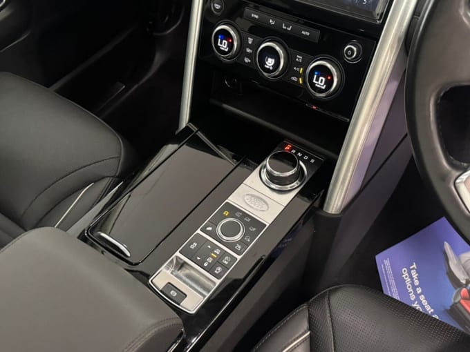 2025 Land Rover Discovery
