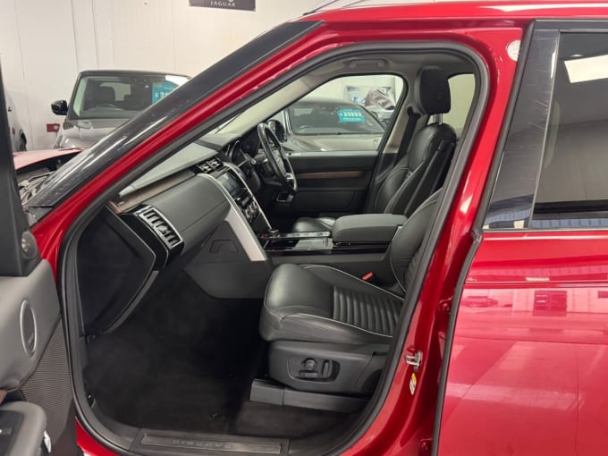 2025 Land Rover Discovery