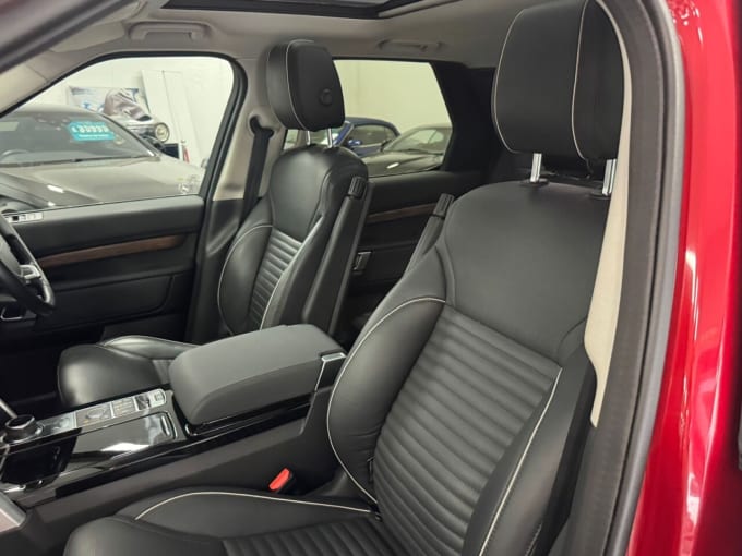 2025 Land Rover Discovery