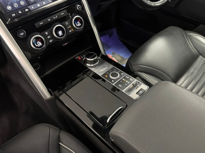 2025 Land Rover Discovery