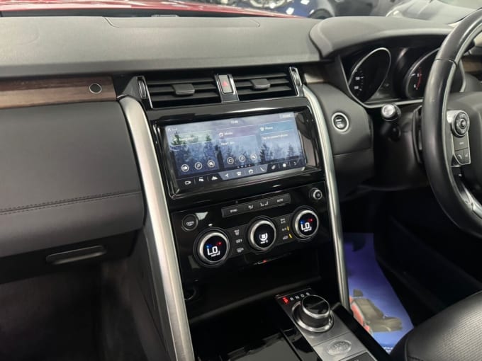 2025 Land Rover Discovery