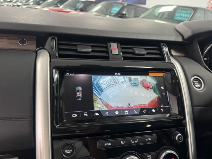 2025 Land Rover Discovery