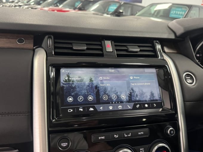 2025 Land Rover Discovery
