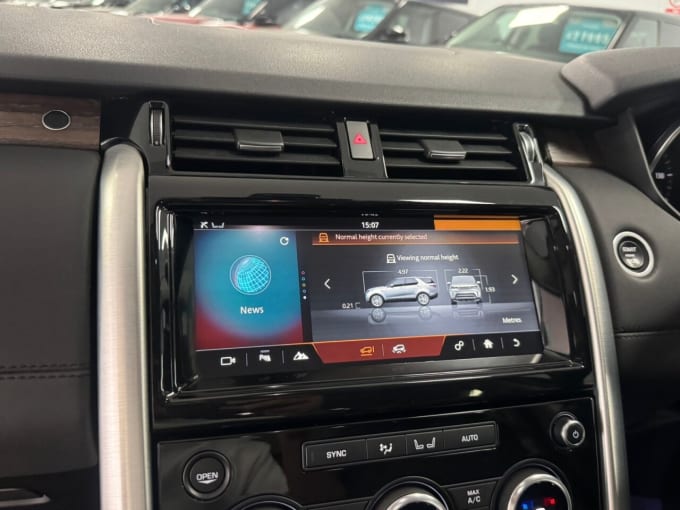 2025 Land Rover Discovery