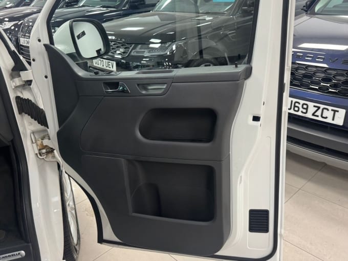 2025 Volkswagen Caravelle