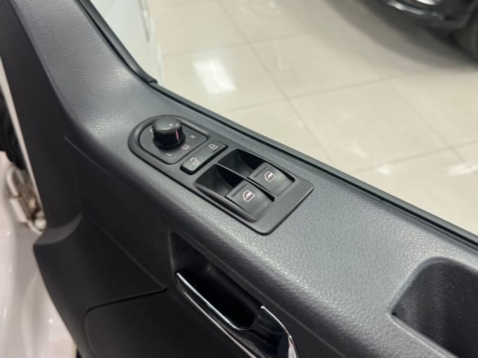 2025 Volkswagen Caravelle