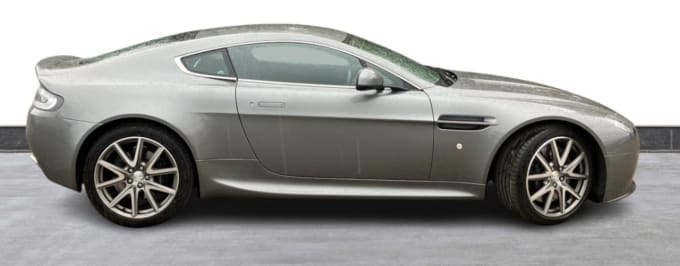 2025 Aston Martin Vantage