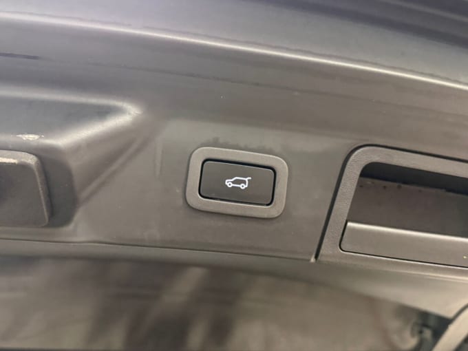 2019 Land Rover Range Rover Velar