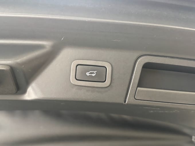 2018 Land Rover Range Rover Velar