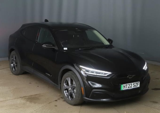 2022 Ford Mustang Mach-e