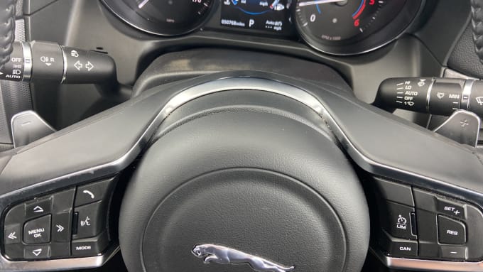 2019 Jaguar Xf