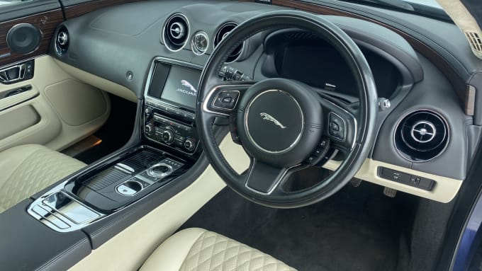 2016 Jaguar Xj Series
