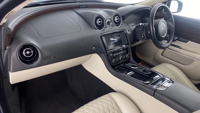 2016 Jaguar Xj Series