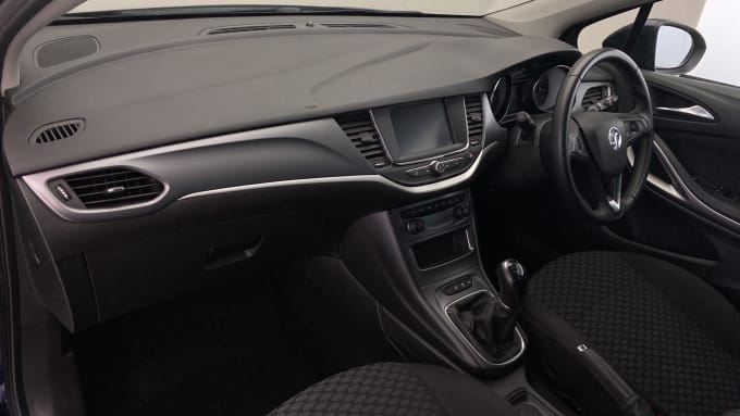 2019 Vauxhall Astra