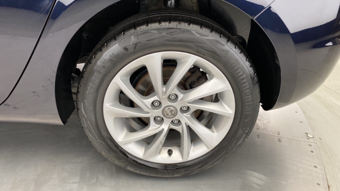 2019 Vauxhall Astra