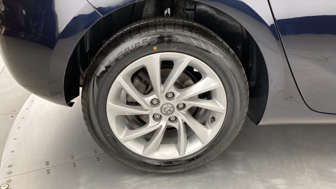 2019 Vauxhall Astra
