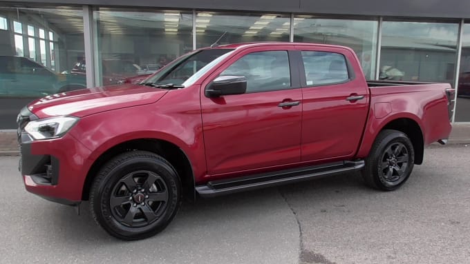 2025 Isuzu D Max