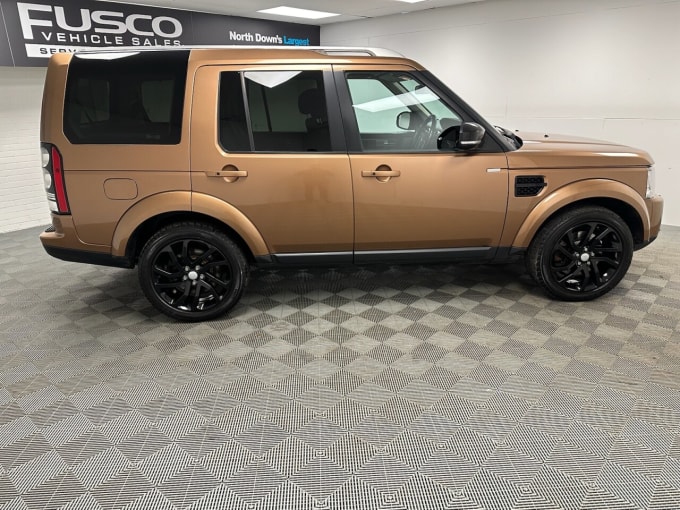 2025 Land Rover Discovery