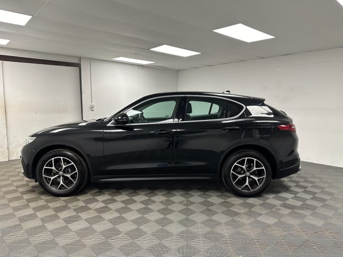 2024 Alfa Romeo Stelvio