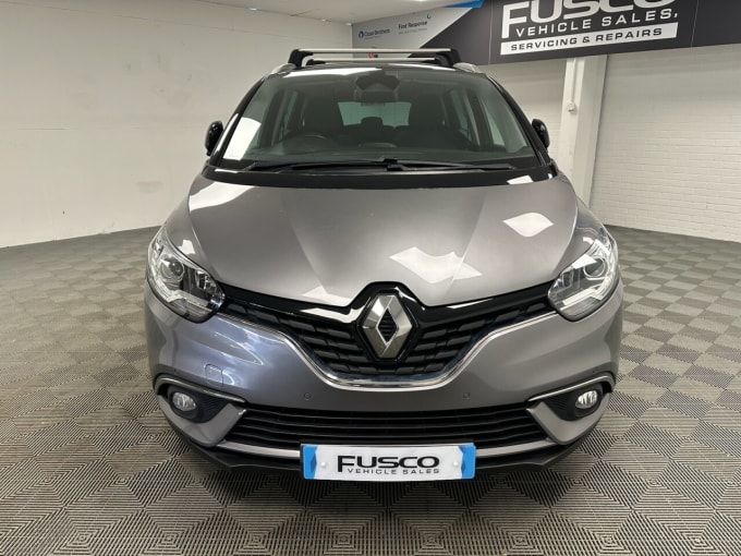 2024 Renault Grand Scenic