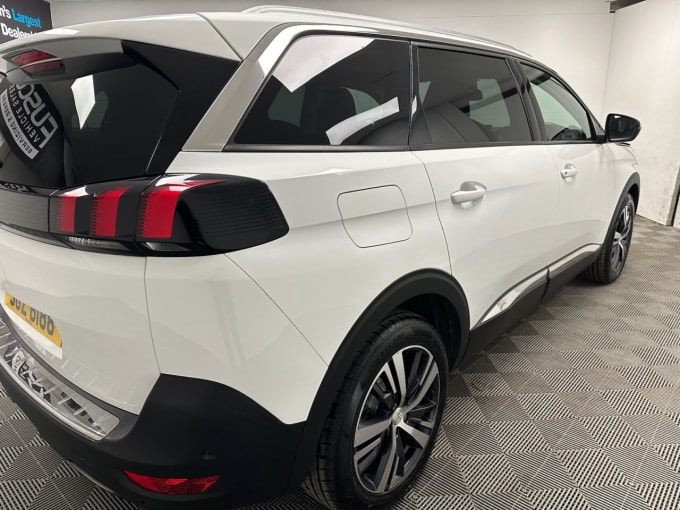 2024 Peugeot 5008