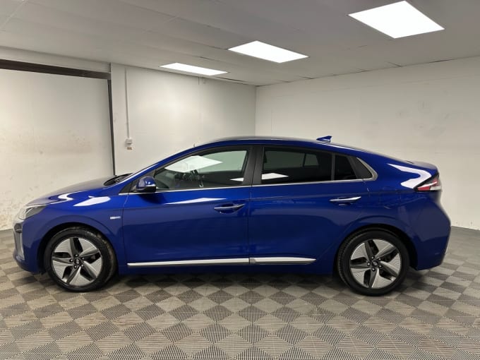 2024 Hyundai Ioniq