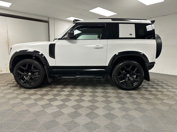 2025 Land Rover Defender