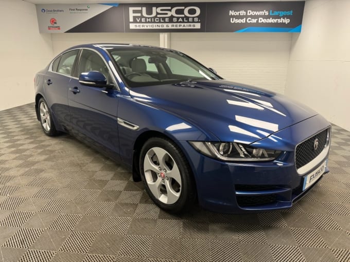 2025 Jaguar Xe