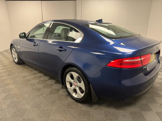 2025 Jaguar Xe