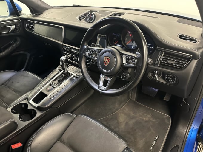 2020 Porsche Macan