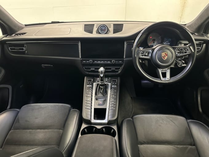 2020 Porsche Macan