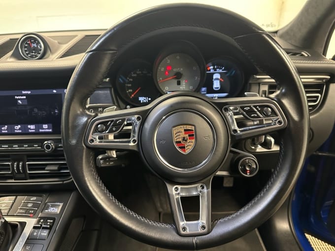 2020 Porsche Macan