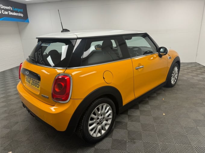 2025 Mini Hatch