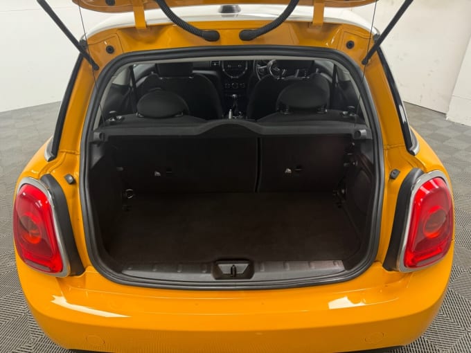 2025 Mini Hatch