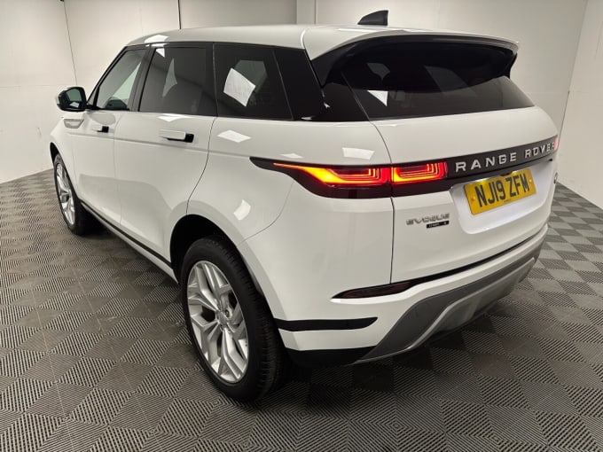 2025 Land Rover Range Rover Evoque