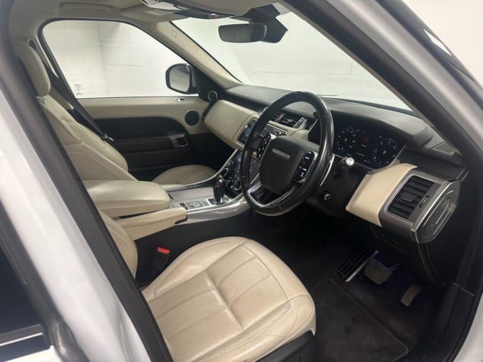 2025 Land Rover Range Rover Sport