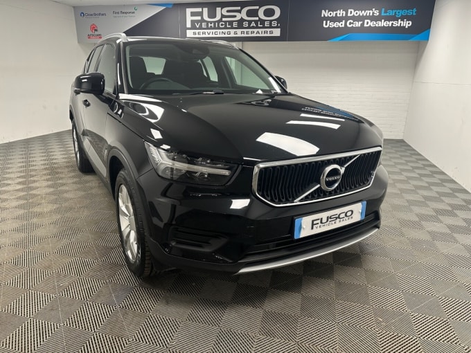 2025 Volvo Xc40