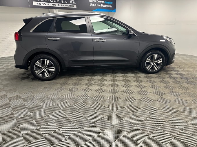 2025 Kia Niro