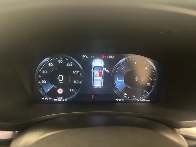 2025 Volvo V60