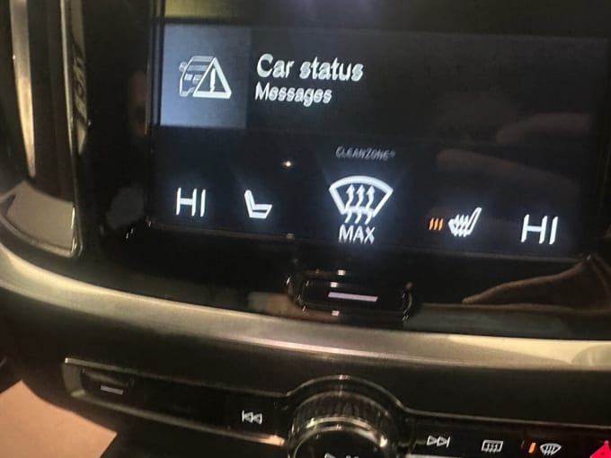 2025 Volvo V60
