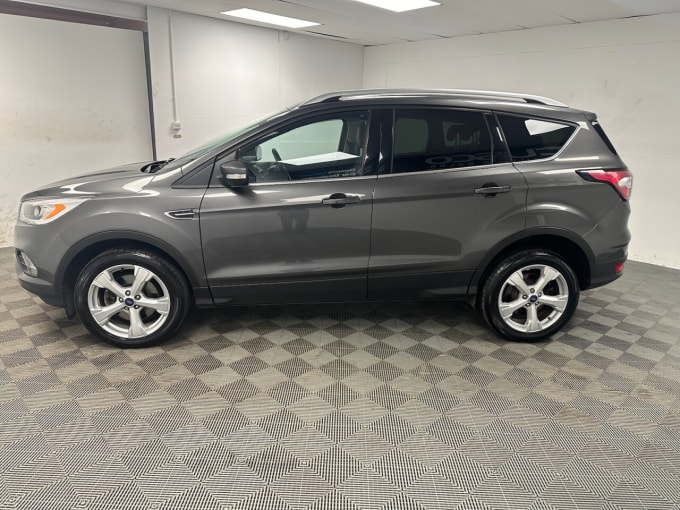 2025 Ford Kuga