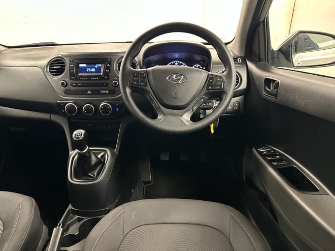 2025 Hyundai I10